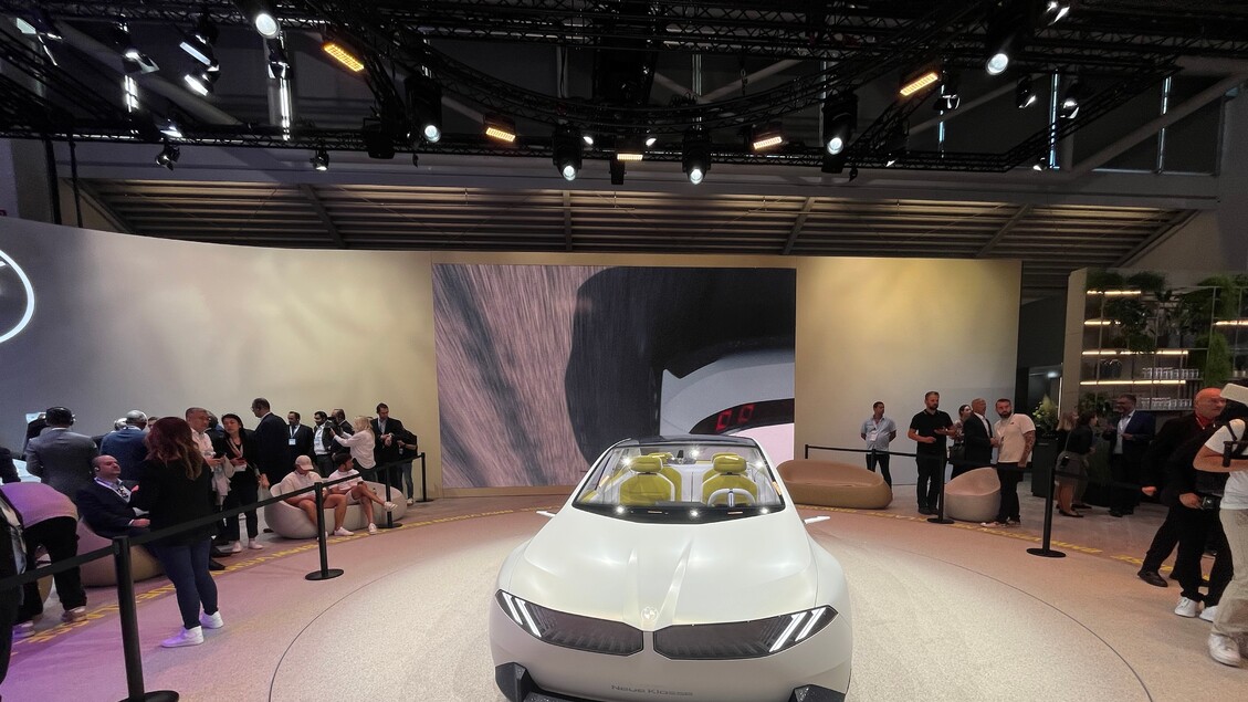 Bmw al Salone di Monaco - RIPRODUZIONE RISERVATA