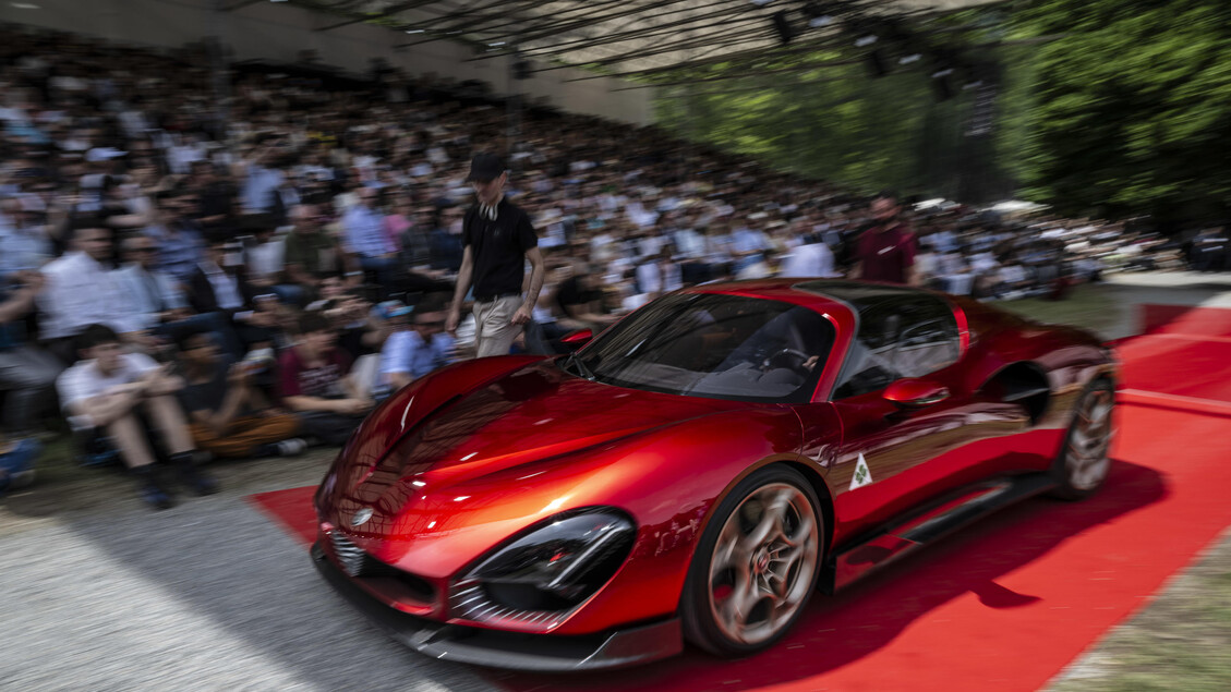 Alfa Romeo 33 Stradale