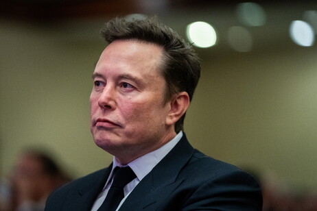 La Commissione europea a Musk: "Non usi X per fini impropri nelle elezioni"