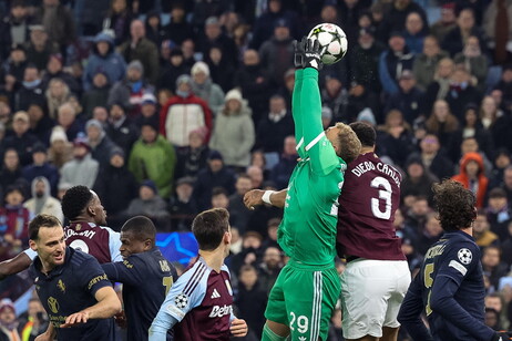 UEFA Champions League - Aston Villa vs Juventus