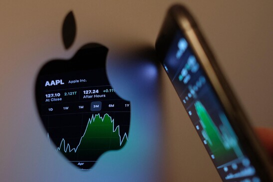 Apple pagherà 95 milioni di dollari per risolvere la causa su Siri