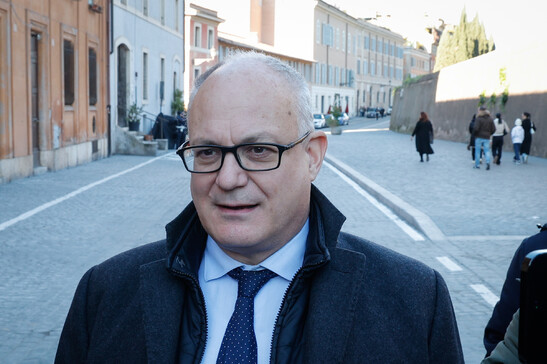 Il sindaco di Roma Roberto Gualtieri in via di San Teodoro