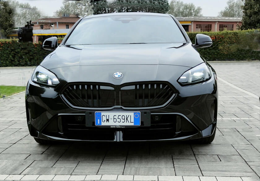 Nuove Bmw Serie 1 versioni 120d e M135 xDrive