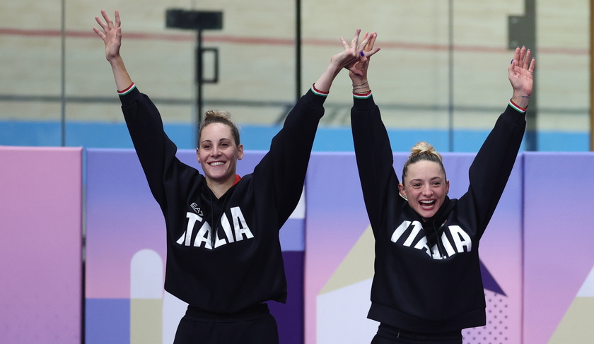 Vittoria Guazzini e Chiara Consonni oro nella prova femminile della Madison del ciclismo su pista