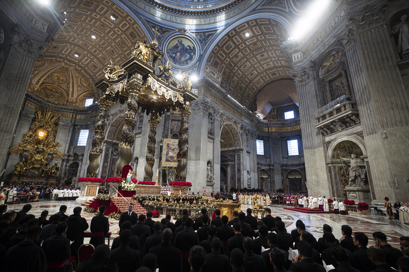 Il Papa, il sogno di Dio è vedere l'umanità in pace