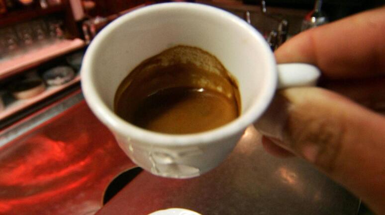 Un caffè contro la demenza, rischio ridotto per chi lo beve - RIPRODUZIONE RISERVATA