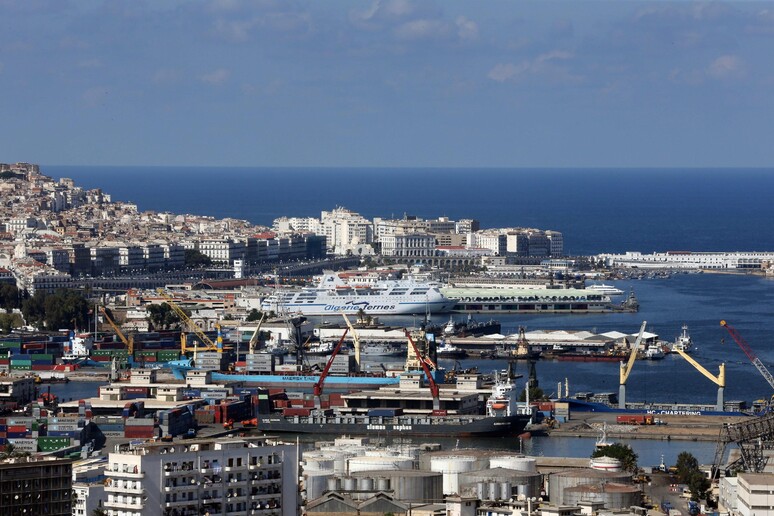 Una veduta di Algeri - RIPRODUZIONE RISERVATA