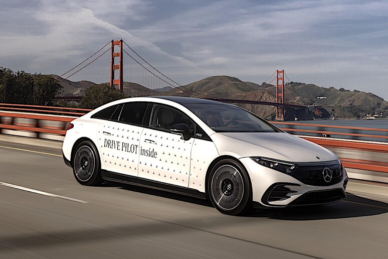 Negli Usa ammiraglie Mercedes con guida autonoma livello 3 © ANSA/Mercedes-Benz