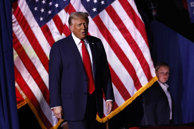 Former US President Trump campaigns in Grand Rapids, Michigan © ANSA/EPA