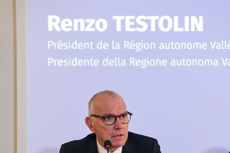 Testolin, “in Valle d’Aosta stabilità finanziaria e crescita sostenibile” - RIPRODUZIONE RISERVATA