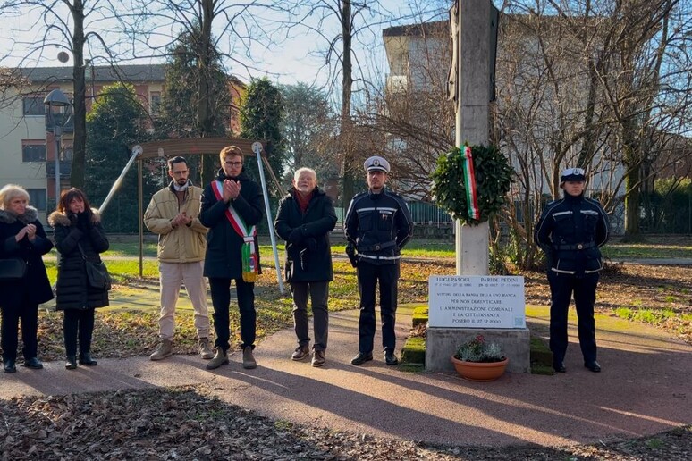 - RIPRODUZIONE RISERVATA